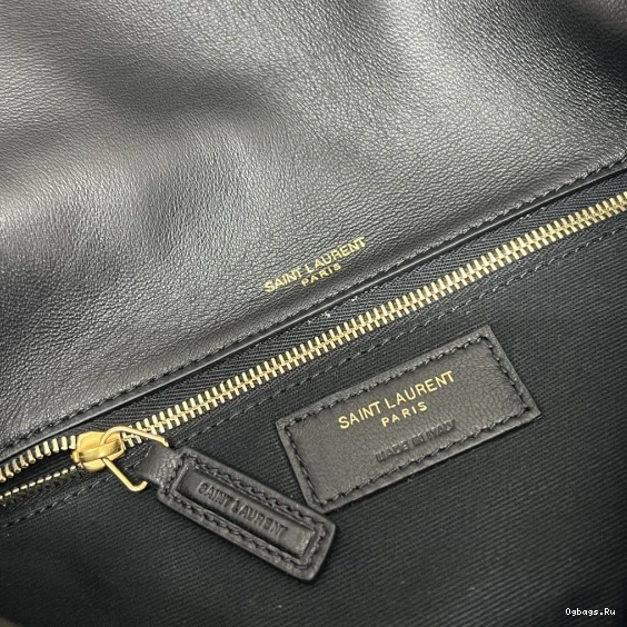 YSL PLUNGED IN LAMBSKIN CALYPSO 0812